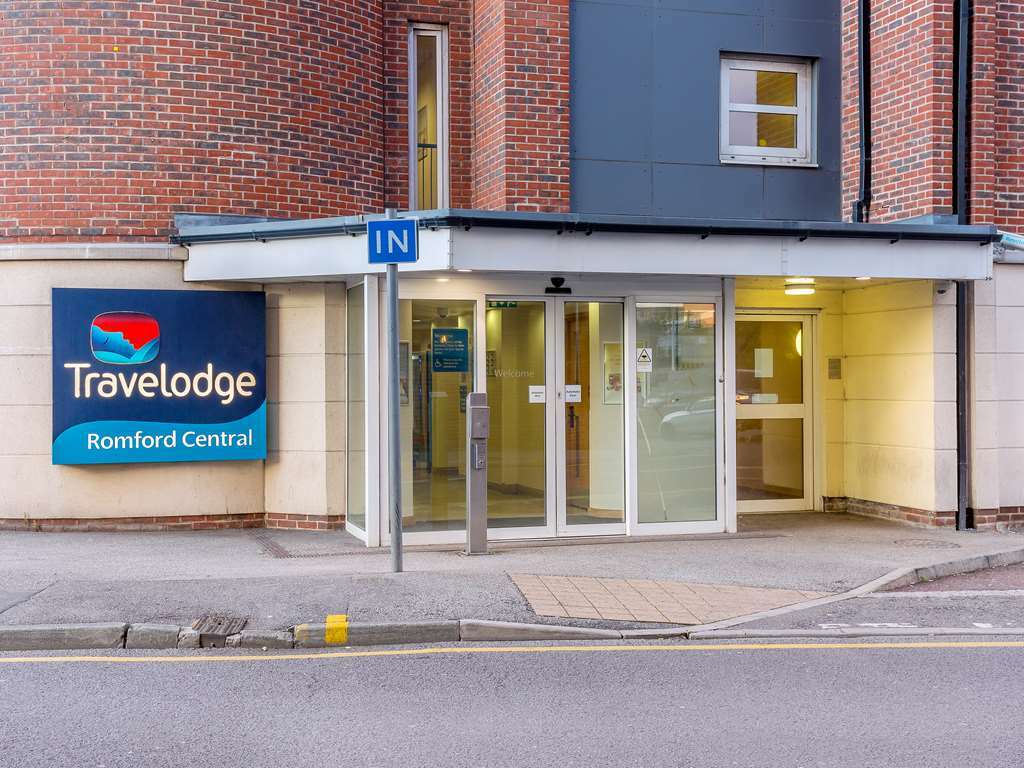 Travelodge London Romford Ngoại thất bức ảnh